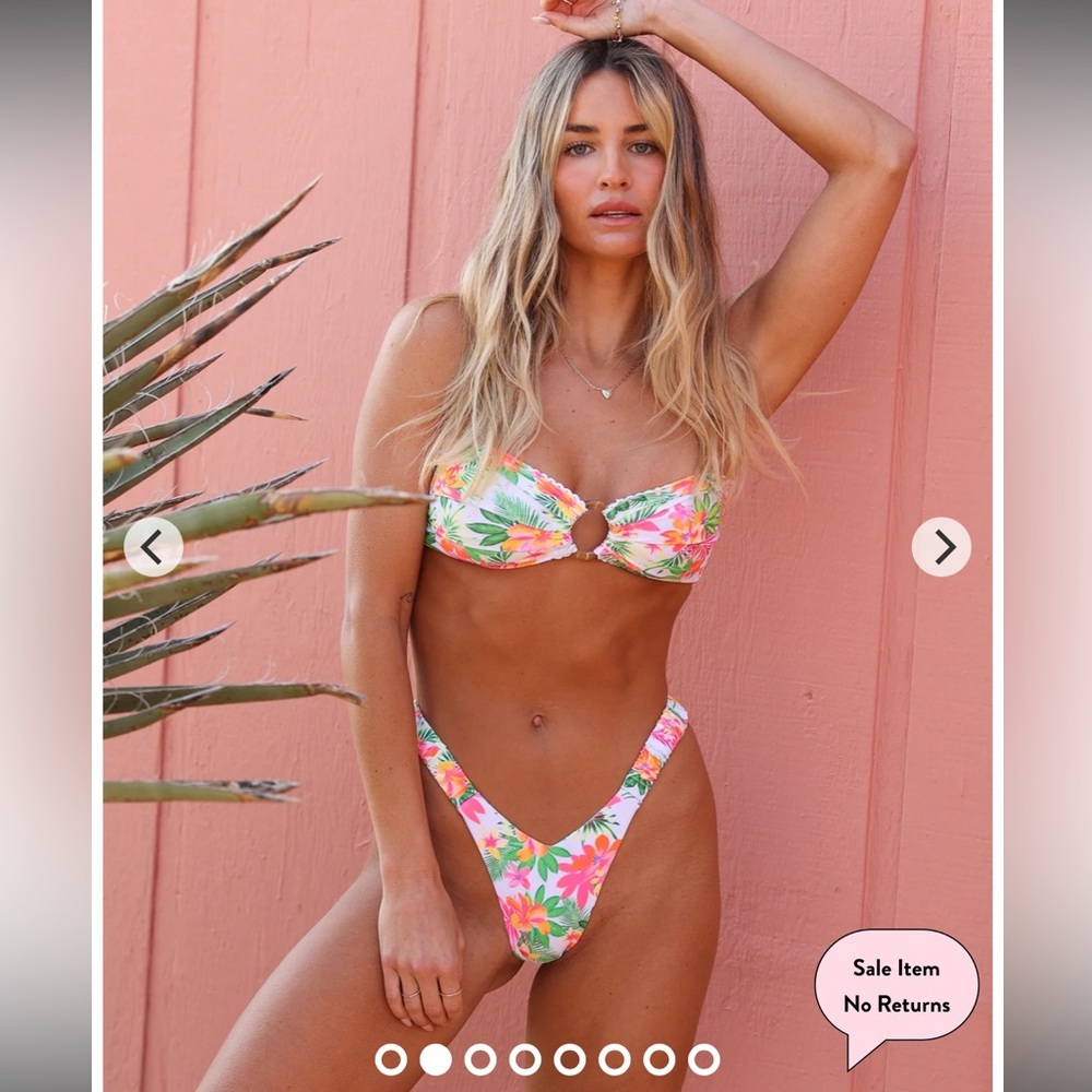 NWT Kulani Kinis Bikini Cabo Kiss 💋